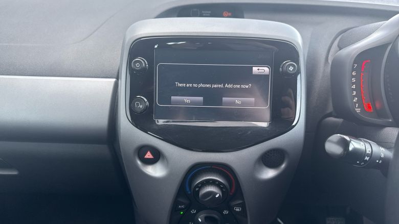 Toyota Aygo 1.0 VVT-i X-Play 5dr Petrol Hatchback